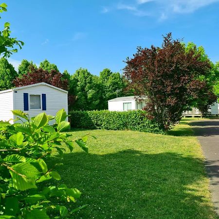 Resort & Camping - Val De Braye Besse-sur-Braye Exterior photo